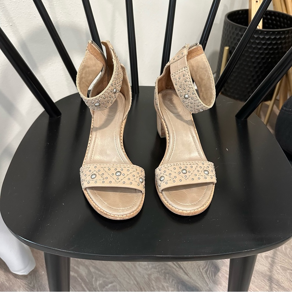 Frye Brielle studded deco sandals, size 8, taupe